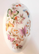 Butterfly Fantasy Egg 1974 Jewelry holder by Avon Made in Japan 22k gold trim picture