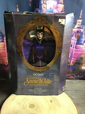 Walt Disney Snow White And The Seven Dwarf Evil Queen Limited Edition Doll 1998 picture