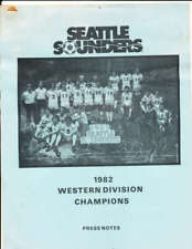 1982 Seattle Sounders Nasl Soccer Press Season Media guide bxsc2 picture