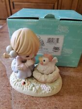 Precious Moments Figurine I Get A Cluck Out Of You 104270 Original Box Chicken picture