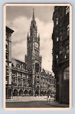 VINTAGE RATHAUS IN MUNICH BUILT IN 19TH CENTURY N/K/A NEW TOWN HALL POSTCARD BS picture
