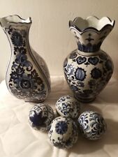 Blue And White Vases With Balls picture