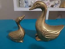 Vintage Brass Ducks Figurines Mom Baby Pair Big Small Birds Metal Home Decor picture