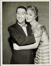 1958 Press Photo Actress Betsy Palmer and 