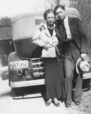 1933 BONNIE and CLYDE Glossy 8x10 Photo Criminals and Bank Robbers Print picture