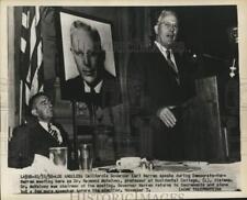 1950 Press Photo Earl Warren & Raymond McKelvey at Democrats-for-Warren meeting picture
