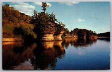 Rocky Islands Found In Beautiful Lower Dells Of Wisconsin River Unp Postcard picture