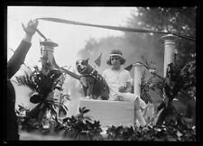 Photo:Miss Louise Johnson & Stubby in animal parade picture