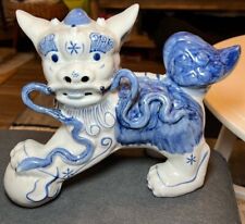 Vintage Chinese Blue and White Porcelain Chinoiserie Foo Dog EXCELLENT CONDITION picture