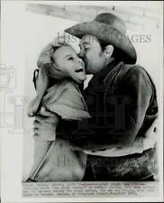 1972 Press Photo Ann-Margret and Ben Johnson star in 