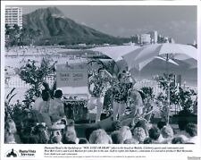 1987 Bert Convy Carol Burnett Win, Lose Or Draw In Waikiki Television Photo 8X10 picture