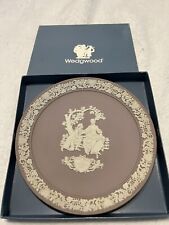 Vintage 1982 Wedgwood Valentines Plate with box  picture