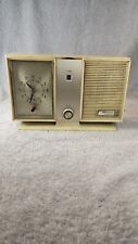 Vintage Westinghouse Solid State Electric ClockRadio RLA3160B Bisque/White Works picture