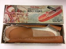 NEW IN BOX VINTAGE 1958 CHIEF ARROW LEATHER KIDS MOCCASINS KIT SIZE 10-11  picture