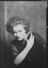 Garbo,Greta,Miss,actresses,acetates,portrait photo,women,Arnold Genthe,1925 3 picture