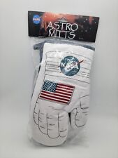NASA Astro Space Pair Of Oven Mitts From Kennedy Space Center NEW picture