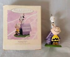Hallmark 1994 Peanuts Easter Ornament Snoopy Dog House Woodstock picture