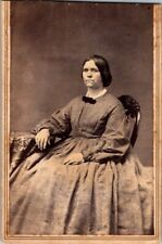 Handsome Woman in Print Dress, CDV Photo, c1860s #2006 picture