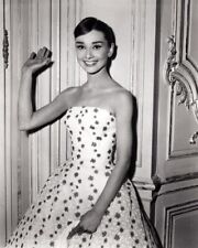 Audrey Hepburn wears strapless Funny Face dress 1957 waving to press 8x10 photo picture