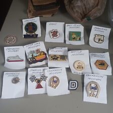 Vintage Michigan Lions  Pin Lot 16 Items  picture