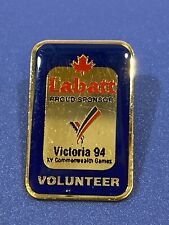 Victoria 94 XV Commonwealth Games Labatt Proud Sponsor Volunteer Tack Pin  picture