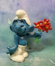 Smurfs Lover Smurf 20044 Red Flowers Vintage Figure 1978 Schleich Peyo PVC Toy picture