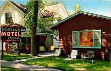 Roeker's Motel, 613 Broadway Wisconsin Dells WI c1970s Vintage Postcard Q66 picture