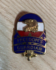 US Army FORSCOM Freedom's Guardian Crest Insignia PIN picture