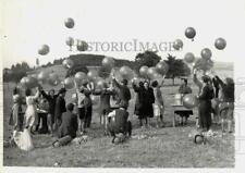 1953 Press Photo Bavarians send Bible verses in balloons across the Iron Curtain picture