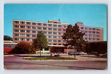 Postcard Michigan East Lansing MI State University Kellogg Center 1960s Chrome picture