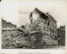 1941 Press Photo School Demolished by German Bomb, Moscow - kfx16471 picture