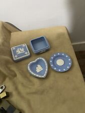 Vintage Wedgwood Pieces Trinket Box And 2 Trinket Plates picture