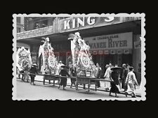 1940s KING'S CINEMA SWANEE RIVER MOVIE FLOWER VINTAGE B&W Hong Kong Photo #1554 picture