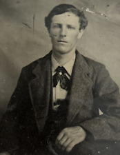 Civil War Era Tintype Photo of Man 1860’s picture