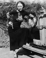 1933 Bank Robber BONNIE PARKER Glossy 8x10 Photo Criminal Clyde Print Poster picture