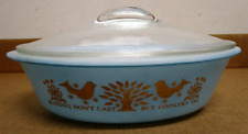 VINTAGE J- 235 SEARS PYREX CASSEROLE OVENWARE KISSING DON'T LAST BUT COOKERY DO picture