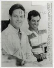1987 Press Photo Rangers' Steve Howe and Bobby Valentine at Arlington news brief picture