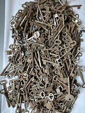 Old Keys Massive 9 lb Lot 300 Vintage Skeleton Key Barrel Key Antique Rusty picture