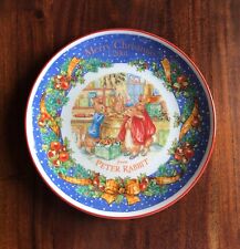 WEDGEWOOD PETER RABBIT Merry Christmas 2001 Plate Collectible Child's ENGLAND picture