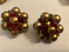 vintage estate gold color bead  cluster screw back  earrings picture