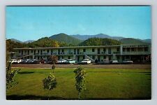 Gatlinburg TN-Tennessee, Holiday Motel, Exterior, Vintage Postcard picture