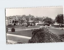 Postcard Les Jardins vers le Normandy Hotel Cabourg France picture