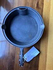 VICTOR #8 ODORLESS CAST IRON SKILLET W/ VENT, HEAT RING, CAGE HANDLE picture