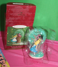 Hallmark Keepsake Alice In Wonderland Meets Cheshire Cat 2000 Holiday Ornament picture