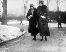 1917 Miss Hartley And Miss Leseur At Regents Park Rink Old Photo picture