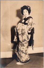 Vintage JAPAN Japanese Photo / Snapshot - Woman in Ornate KIMONO c1920s Unused picture