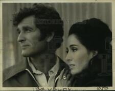 1973 Press Photo Actors Hugh O'Brian and Linda Cristal in 