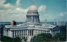 Vintage Postcard  Wisconsin State Capital Building Madison WI picture