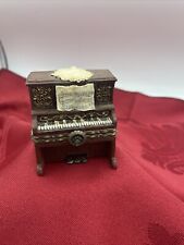 Boyds Bears resin Treasure Box  'GRANDMAS  PIANO'  1st edition  Rare picture