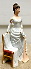 Avon 1986 Vintage Mrs. Albee Award Presidents Club Award Porcelain Figure 100th picture
